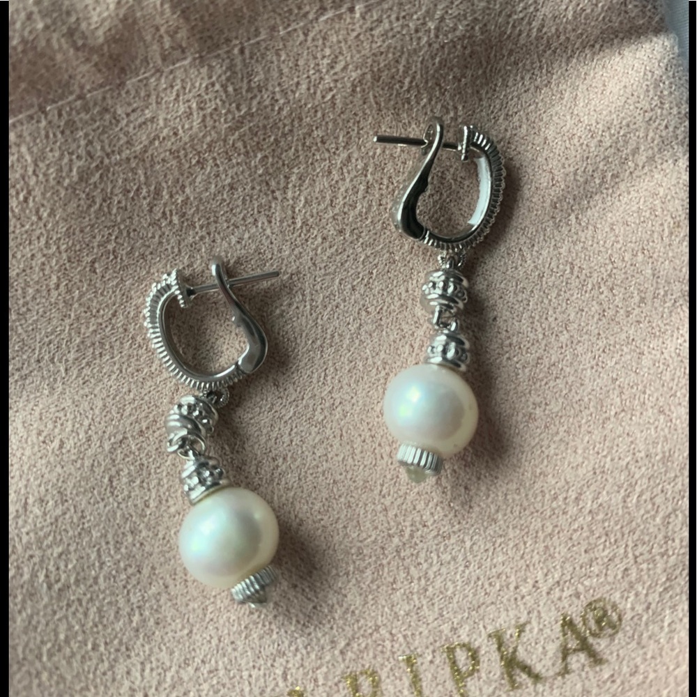 Judith Ripka pearl earrings